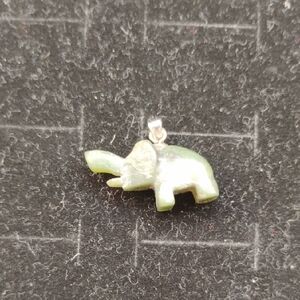 Vintage Green Elephant Pendant Necklace